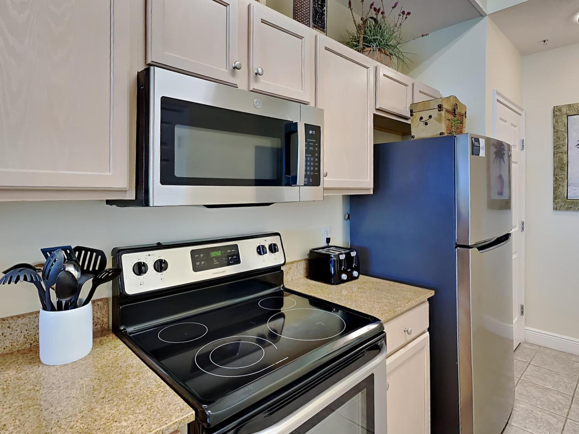 Amazing In Walton With Heated Swimming Pool, Outdoor Swimming Pool And 3 Bedrooms Apartment Fort Walton Beach