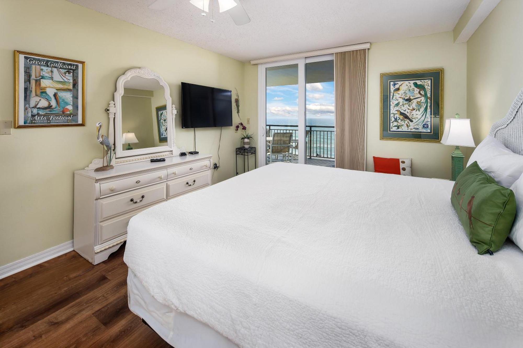 Nautilus 1404 - Gulf Front 2 Bedroom - 4th Floor Fort Walton Beach