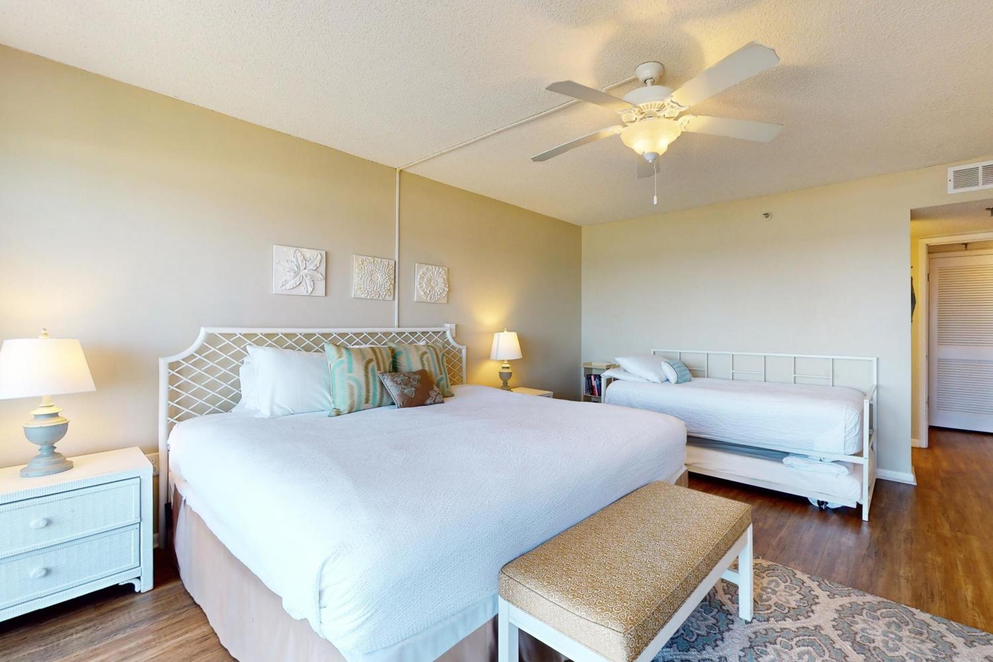 Apartment Surf Dweller 211 *
