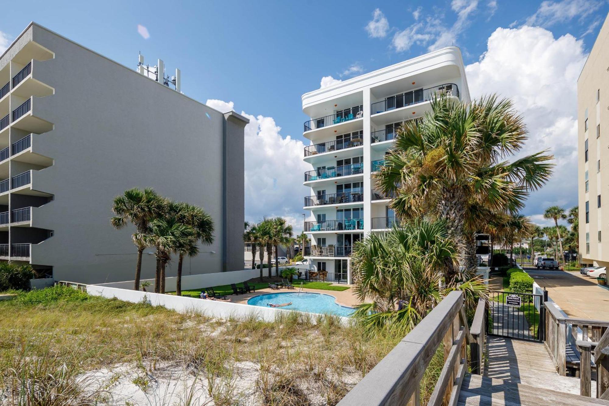 Apartment Dune Pointe 201