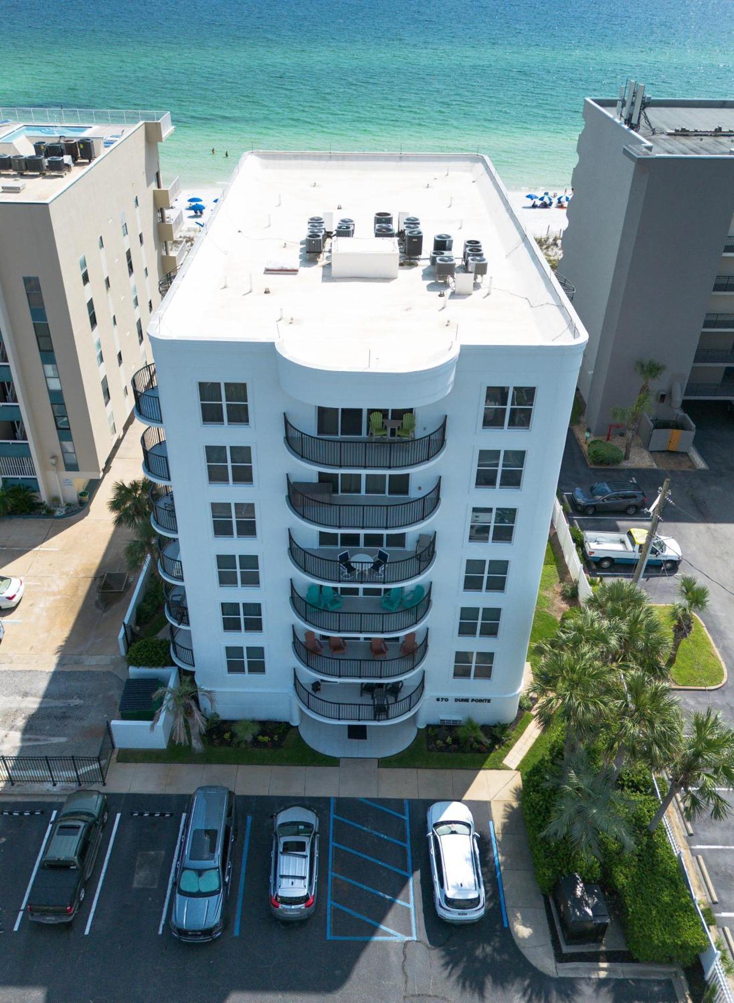 Dune Pointe 201 *