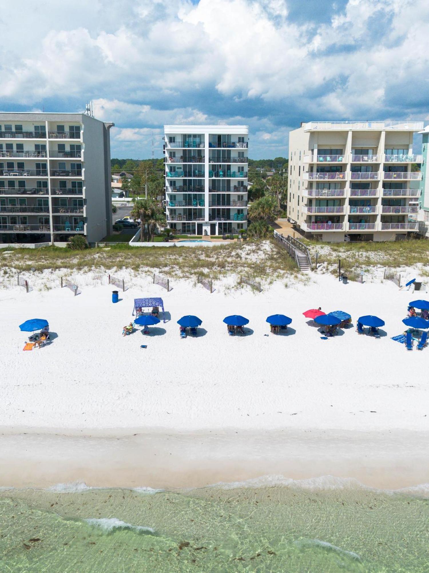 Dune Pointe 201