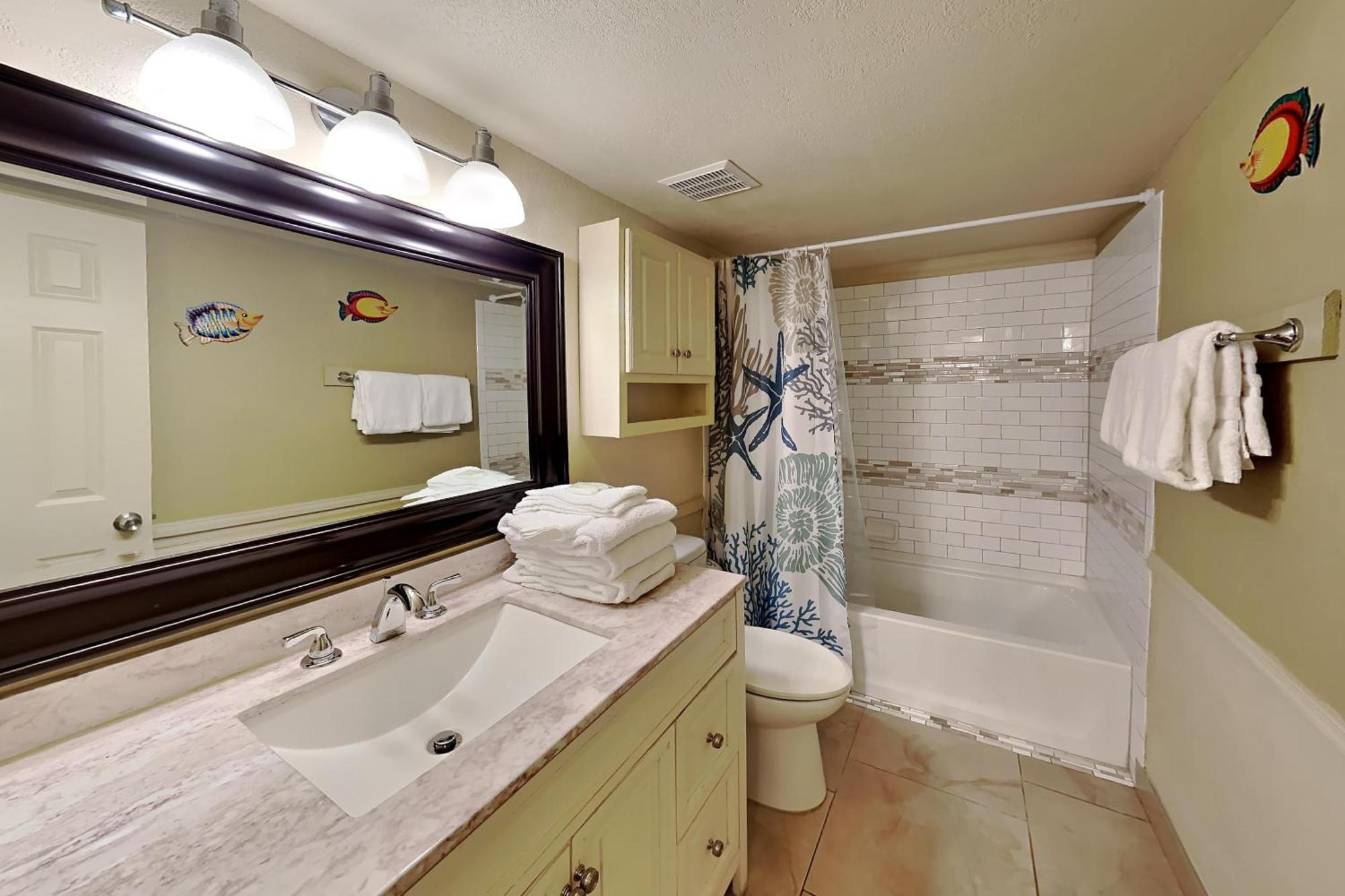 Emerald Isle Walton 300 * Fort Walton Beach