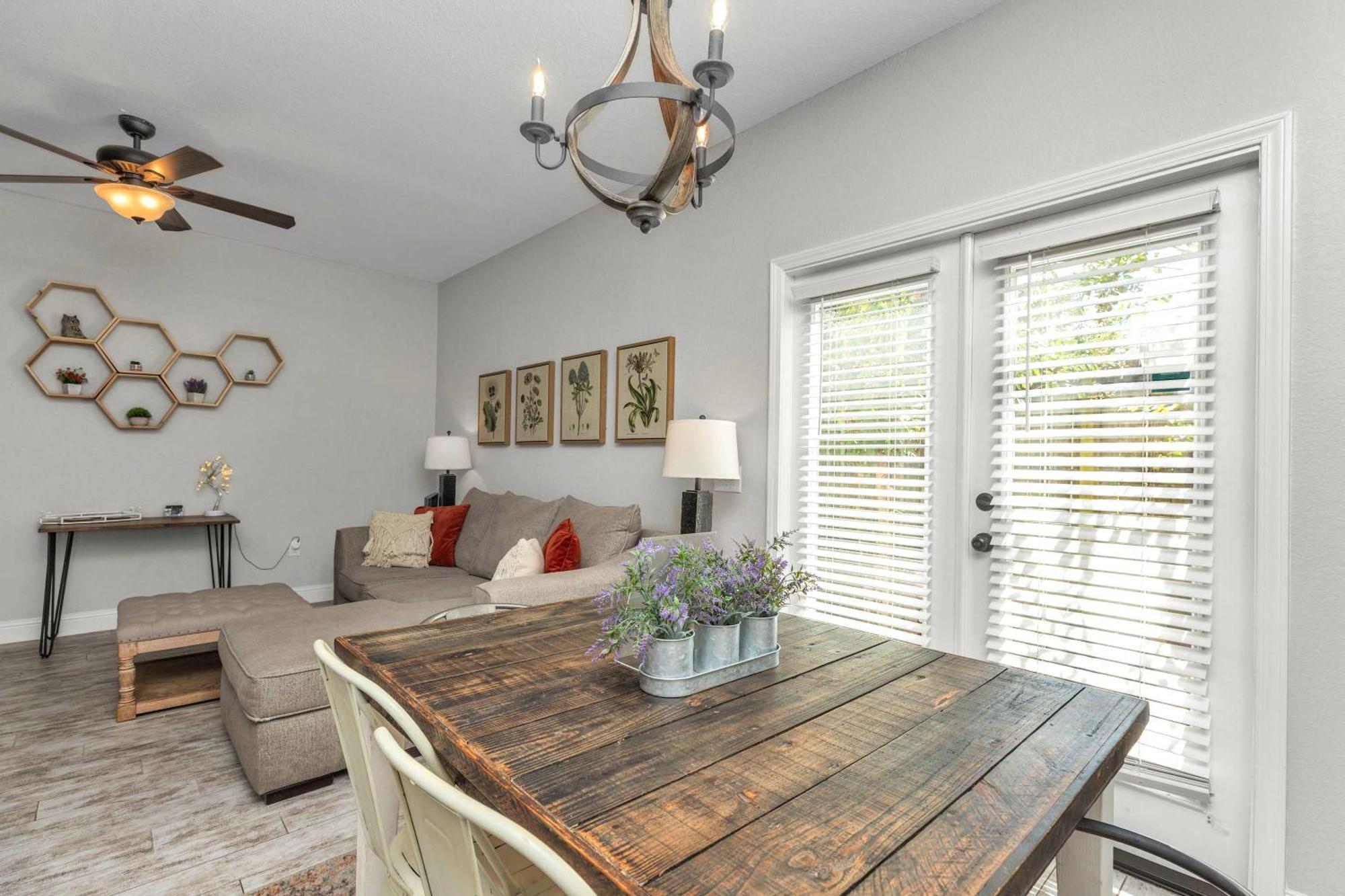 Owl's Nest - Cozy Townhome Close To Beaches, Attractions & More! Fort Walton Beach