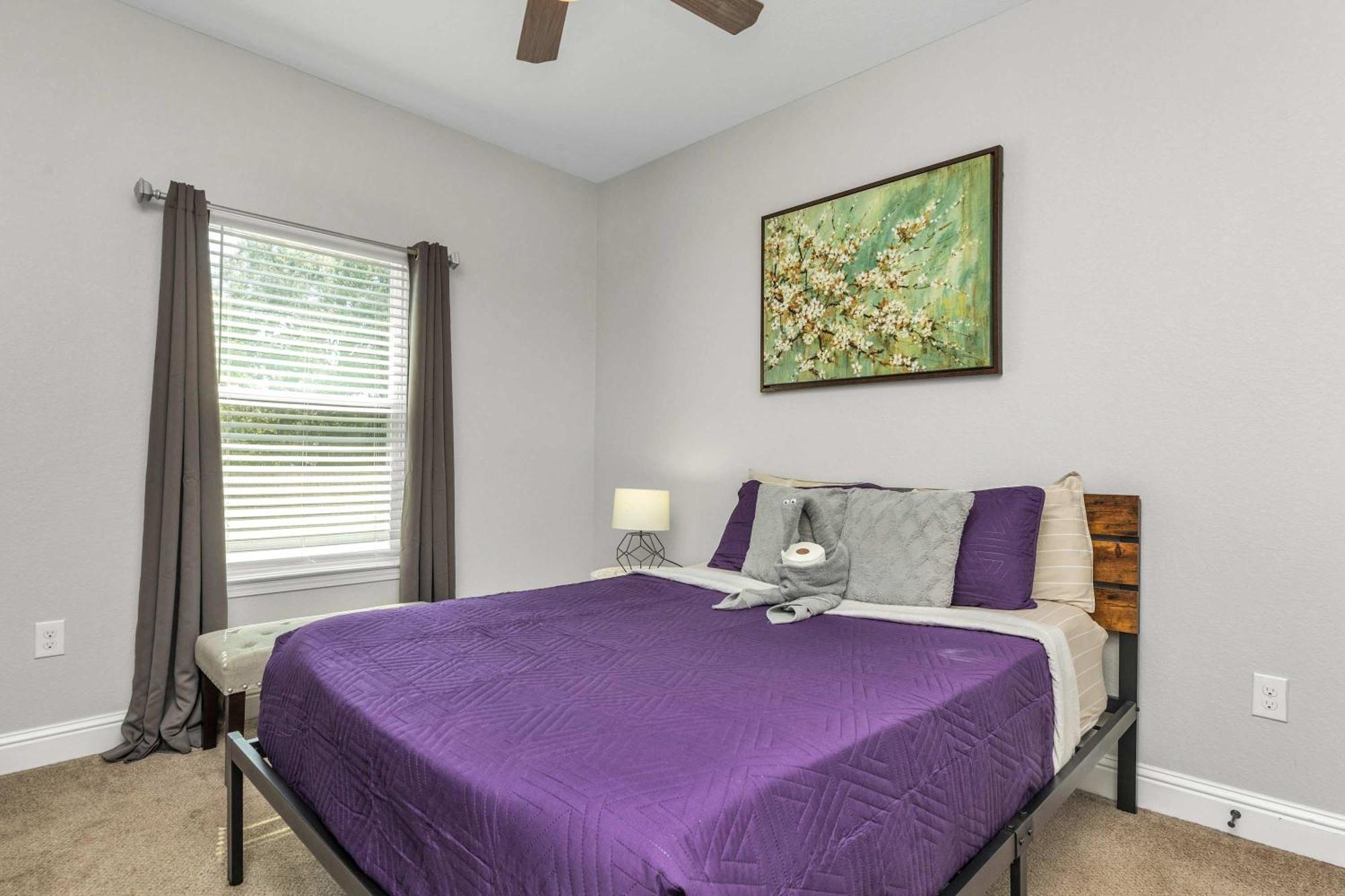 Owl's Nest - Cozy Townhome Close To Beaches, Attractions & More!
