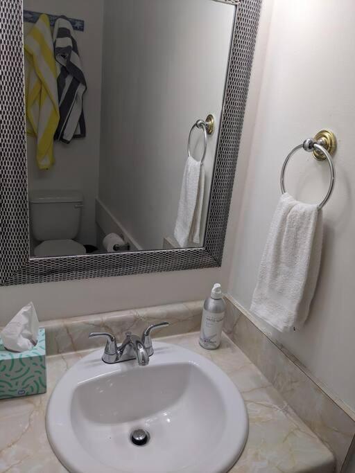 Holiday home Peaceful Townhouse 1 Mile To Okaloosa Island Relax Replenish