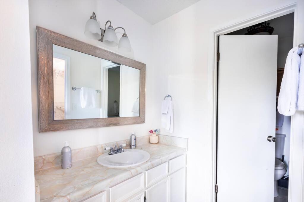 Peaceful Townhouse 1 Mile To Okaloosa Island Relax Replenish