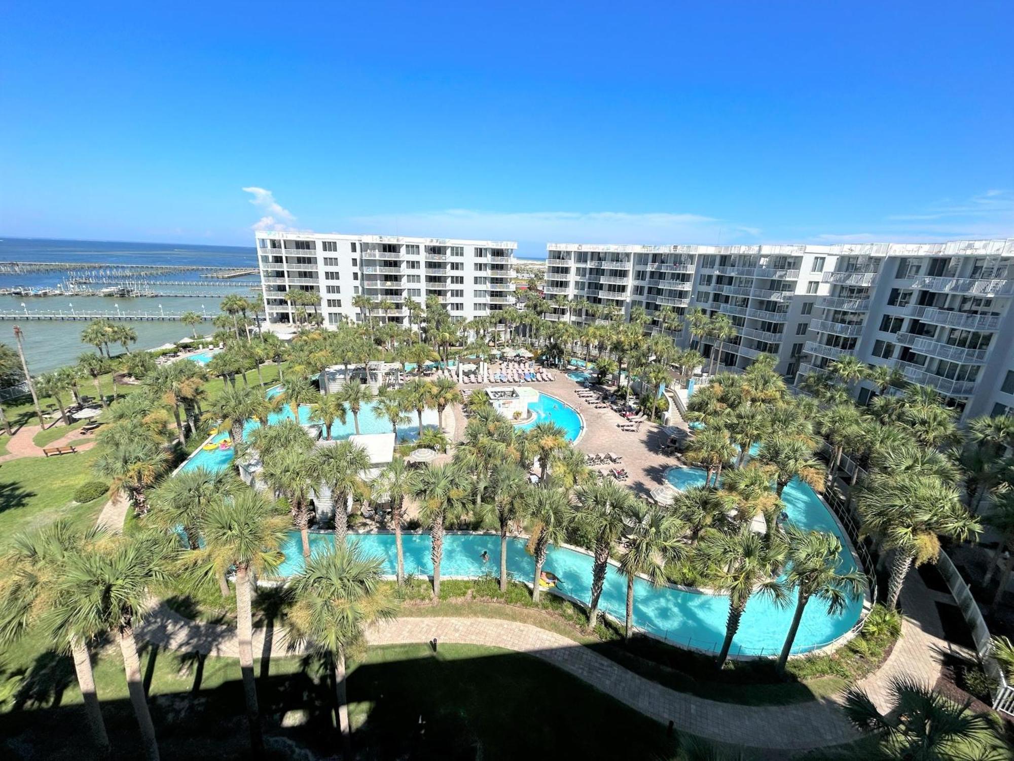 Destin West Heron #401