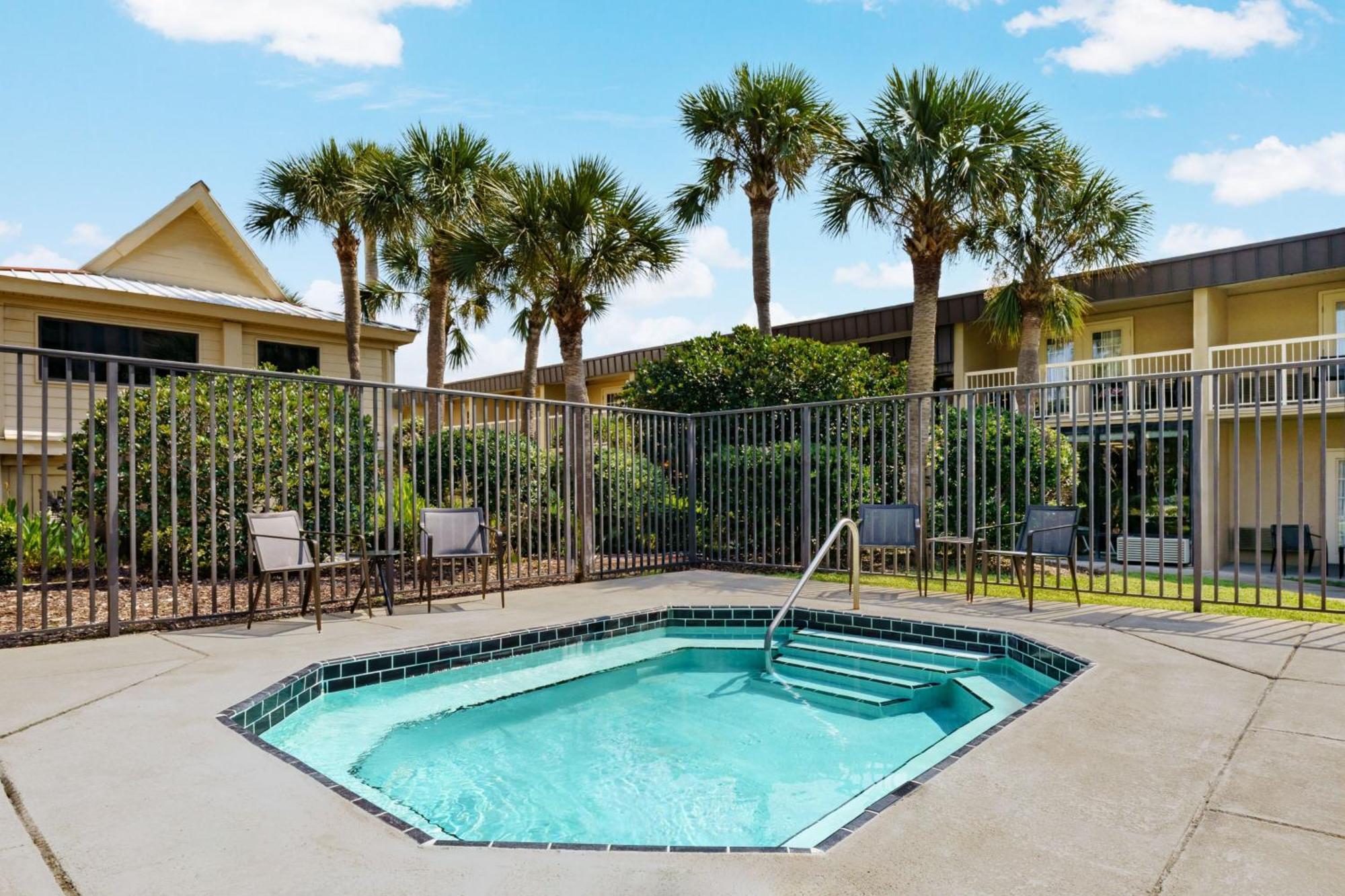 Four Points By Sheraton Destin - Walton Hotel