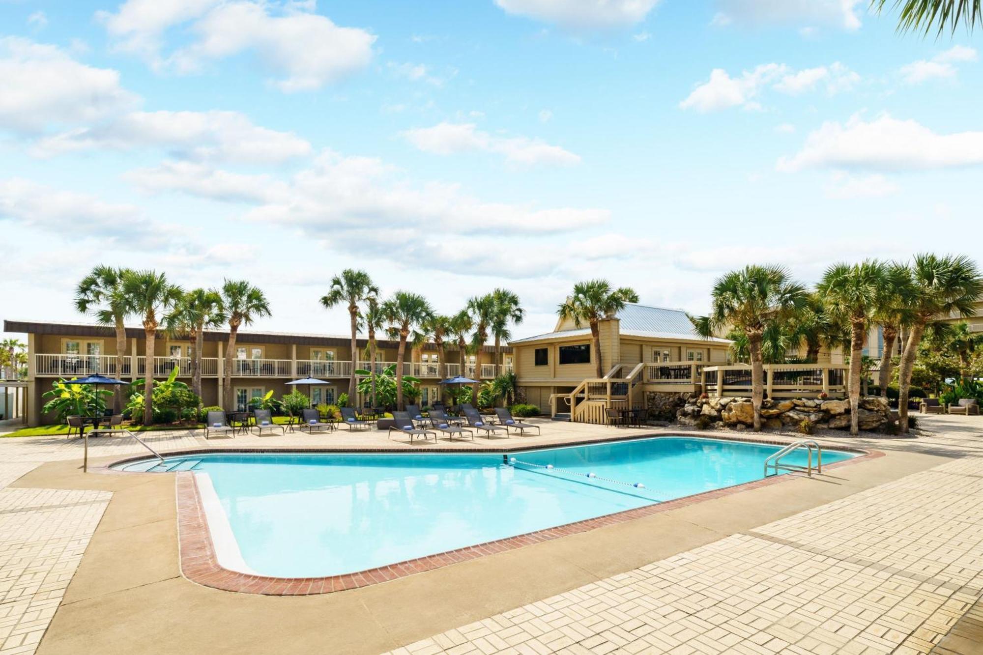 Four Points By Sheraton Destin - Walton Hotel