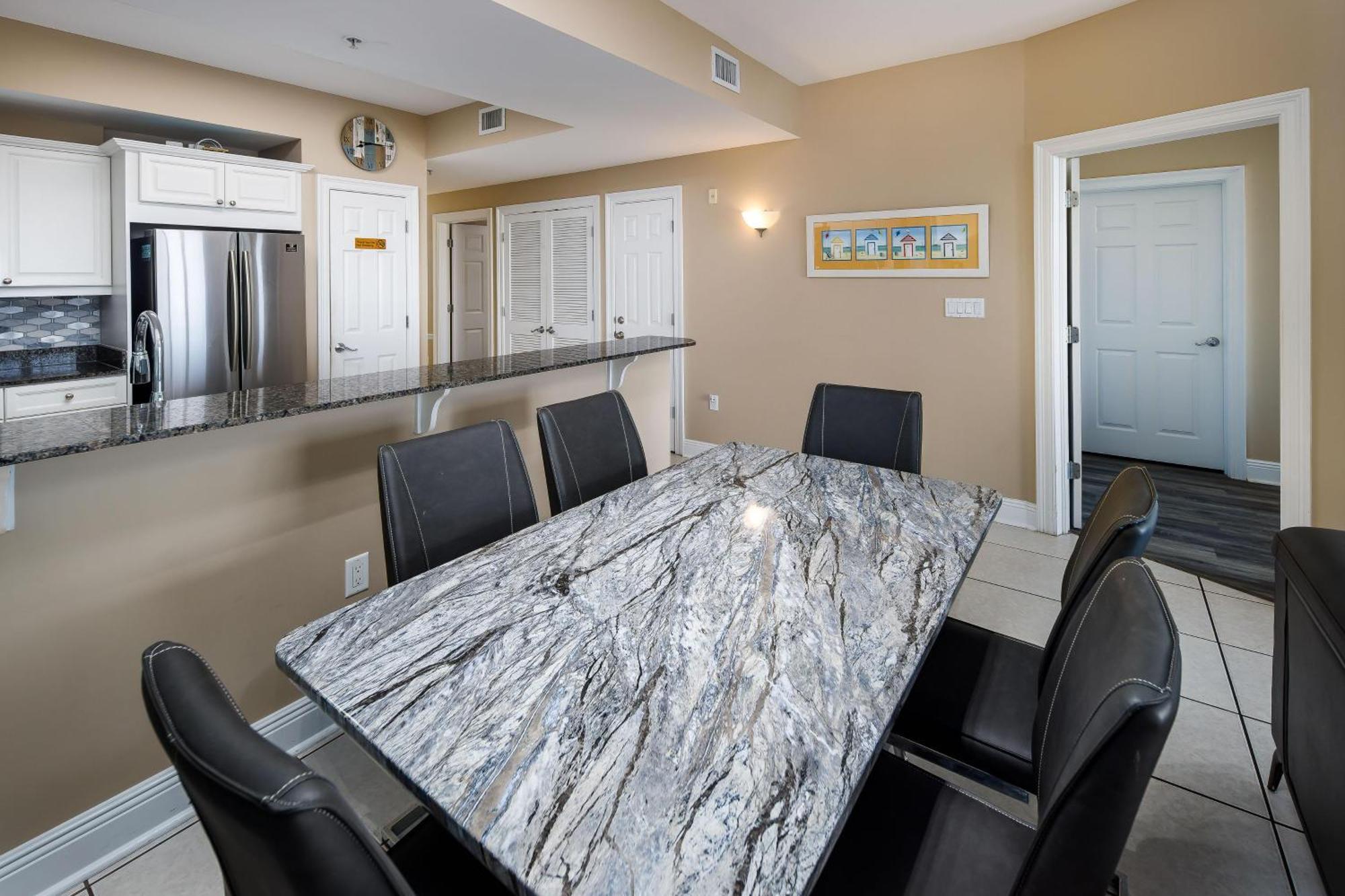 Summer Place 302