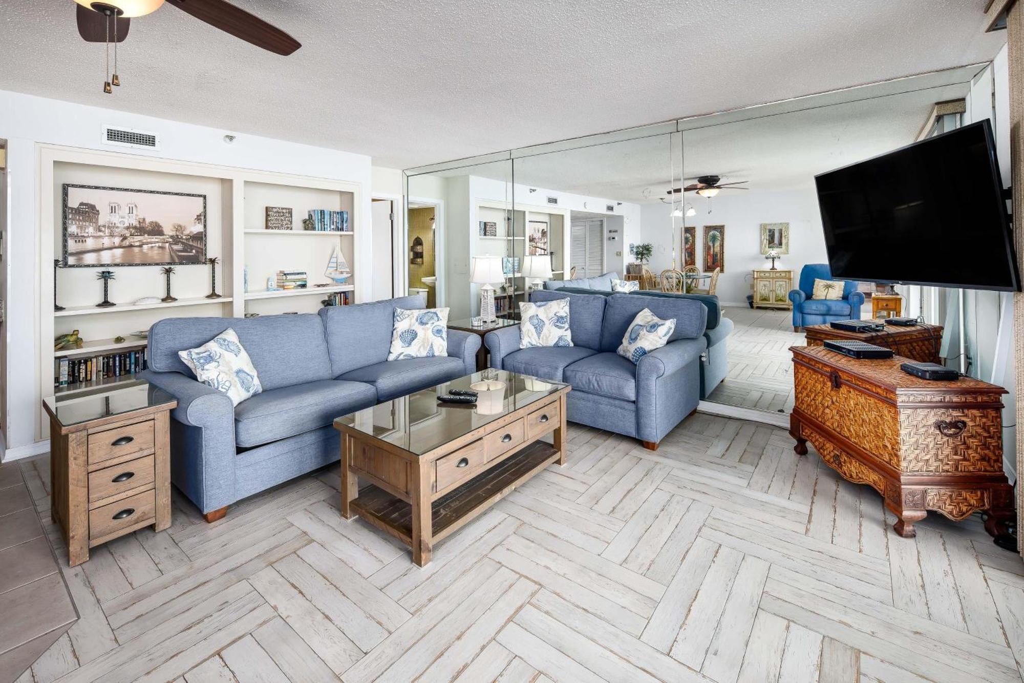 Nautilus 1702 Gulf Front Large 2 Bedroom Penthouse 7th Floor *