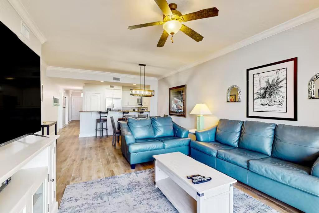 Azure #103 * Fort Walton Beach
