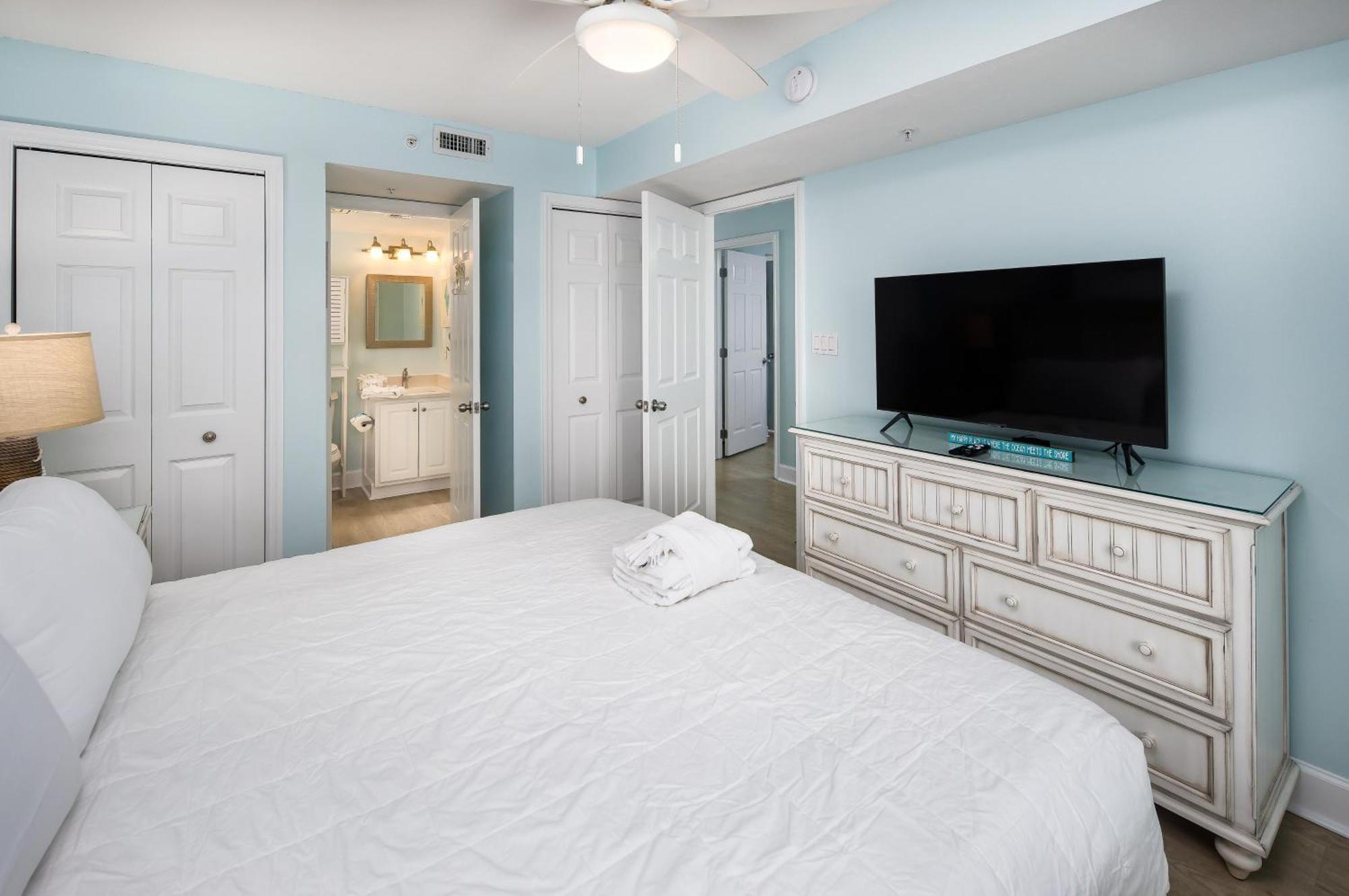 Gulf Dunes 301