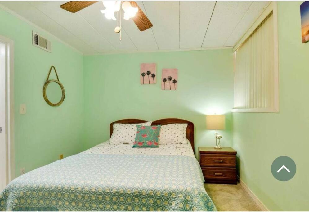 Sea Palm Escape In Walton Beaches Apartment
