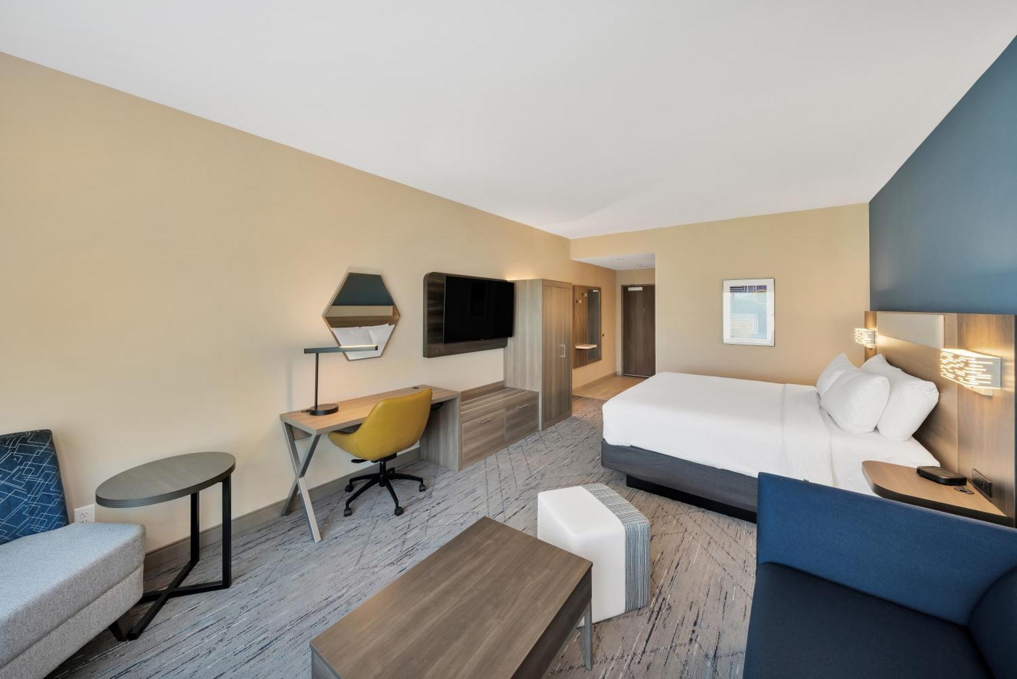 Hotel Express & Walton - Eglin Area By Ihg 2*