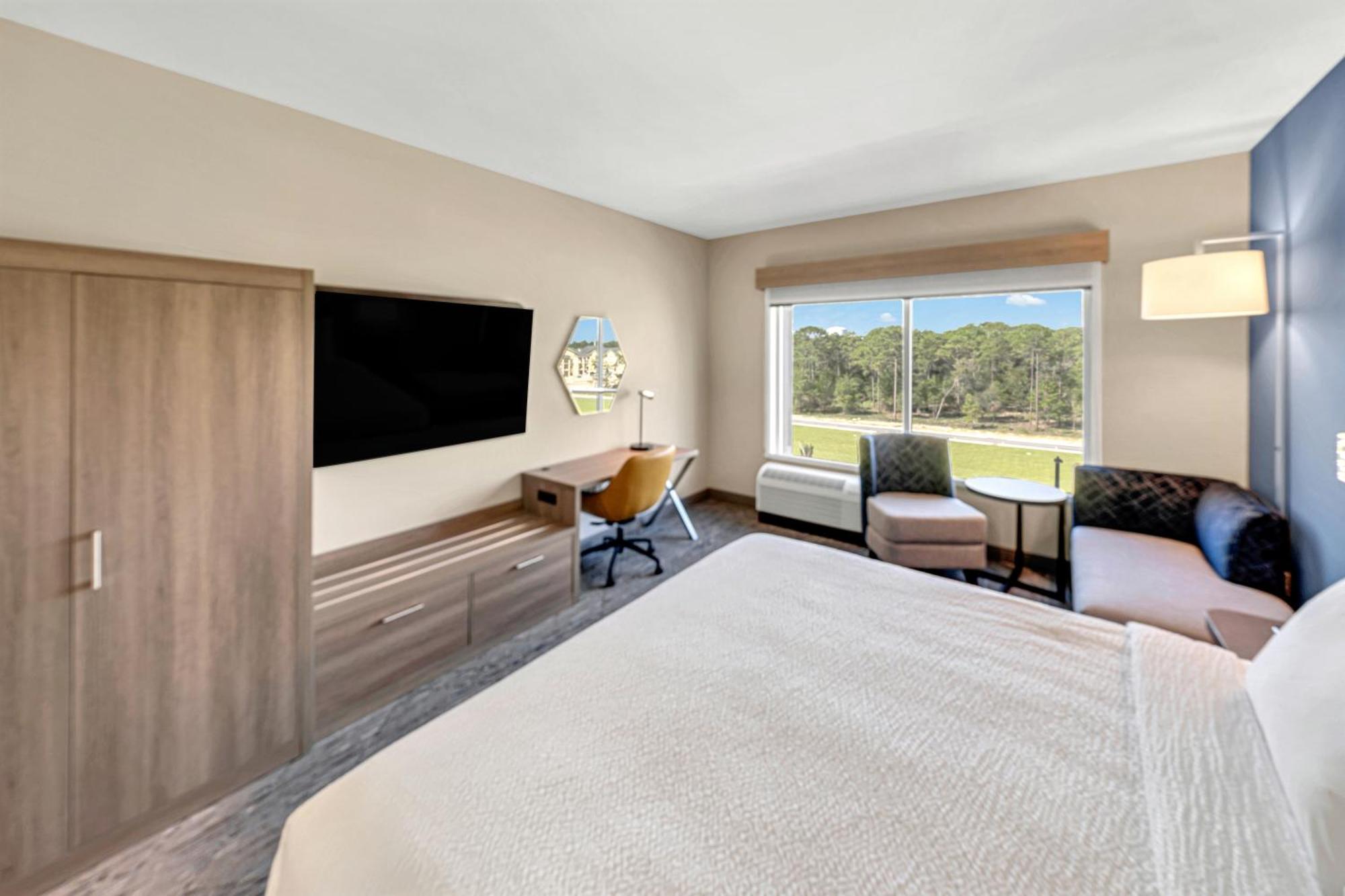 Hotel Express & Walton - Eglin Area By Ihg 2*
