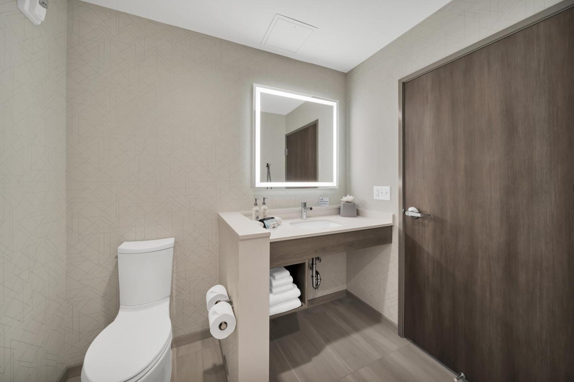 Hotel Express & Walton - Eglin Area By Ihg
