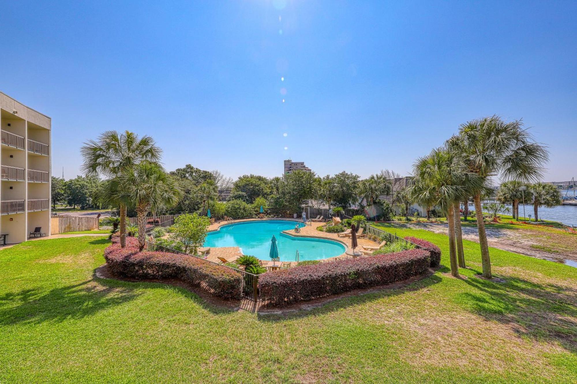 Pirates Bay B206 Hotel 3*