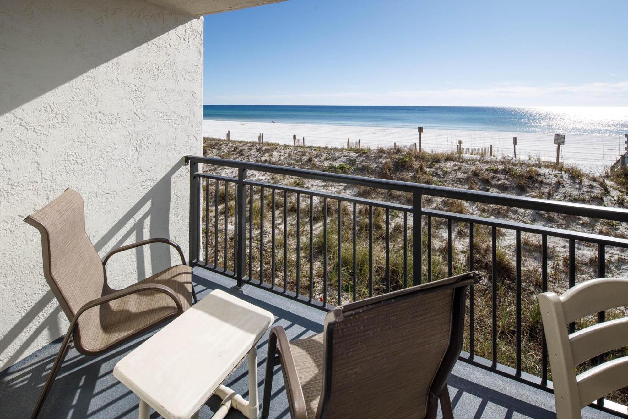 Nautilus 1201: Gulf Front With Wrap-around Balcony Fort Walton Beach
