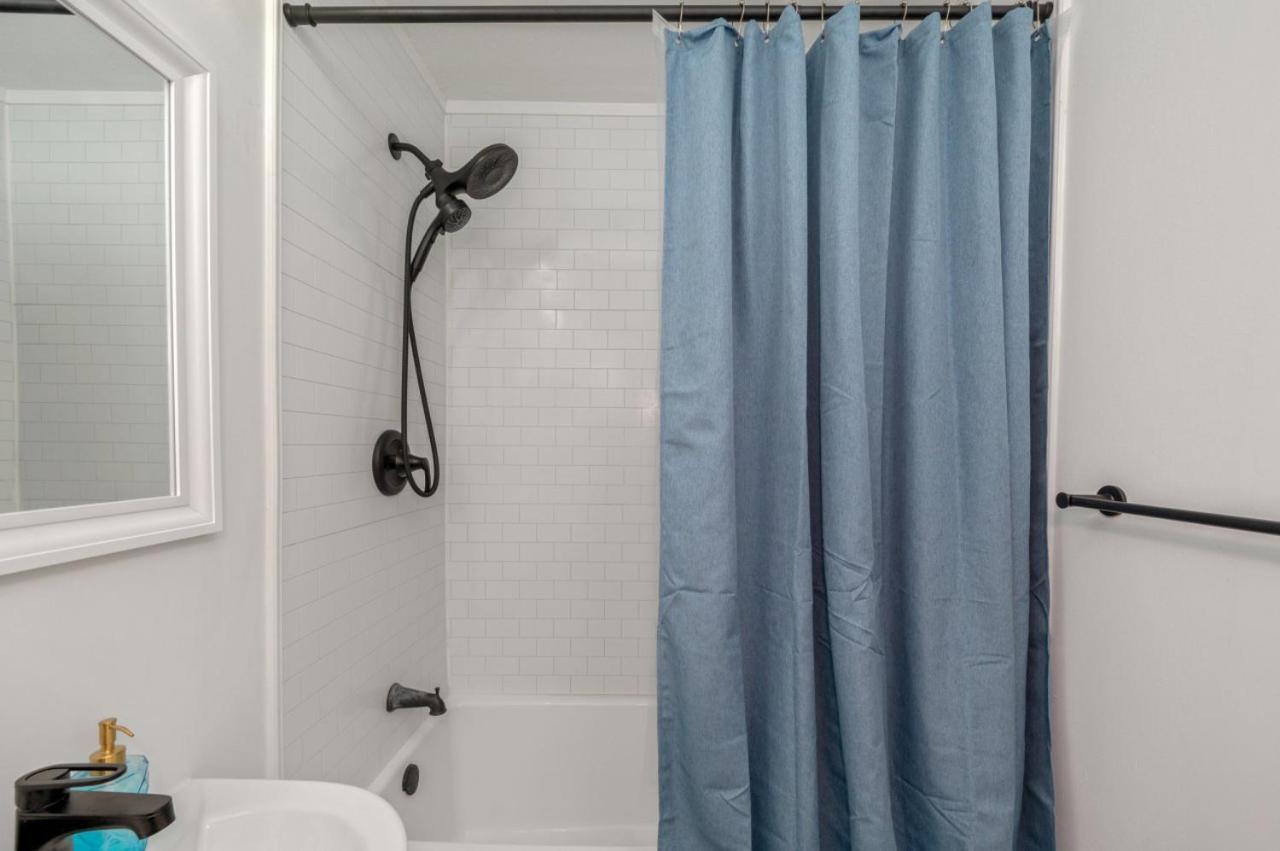 Beachfront With Pool Access Bluefish 7 Apartment Fort Walton Beach
