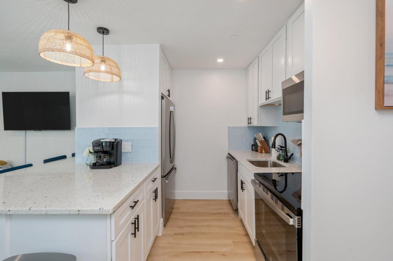Beachfront With Pool Access Bluefish 7