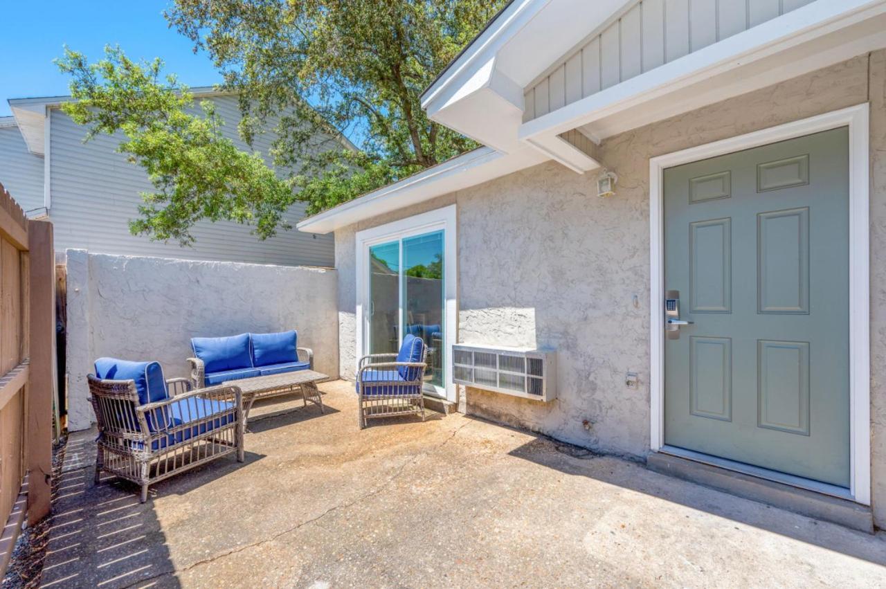 Sunny Haven: 1br Townhome In Walton