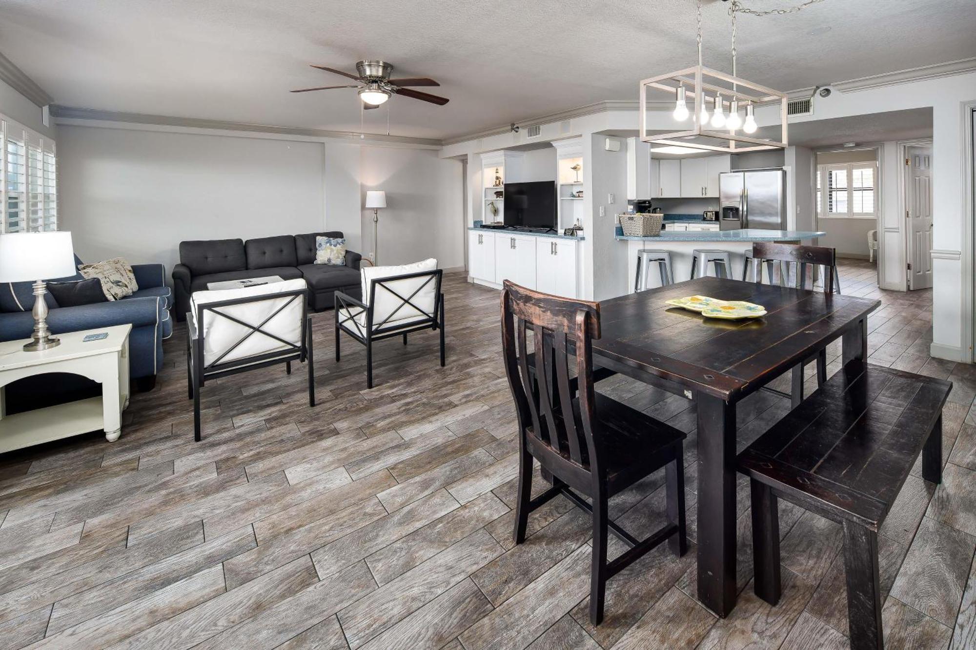 Apartment Nautilus 1101 - 3 Br/ 2 1/2 Ba Ground Floor On The - Free Service March To October