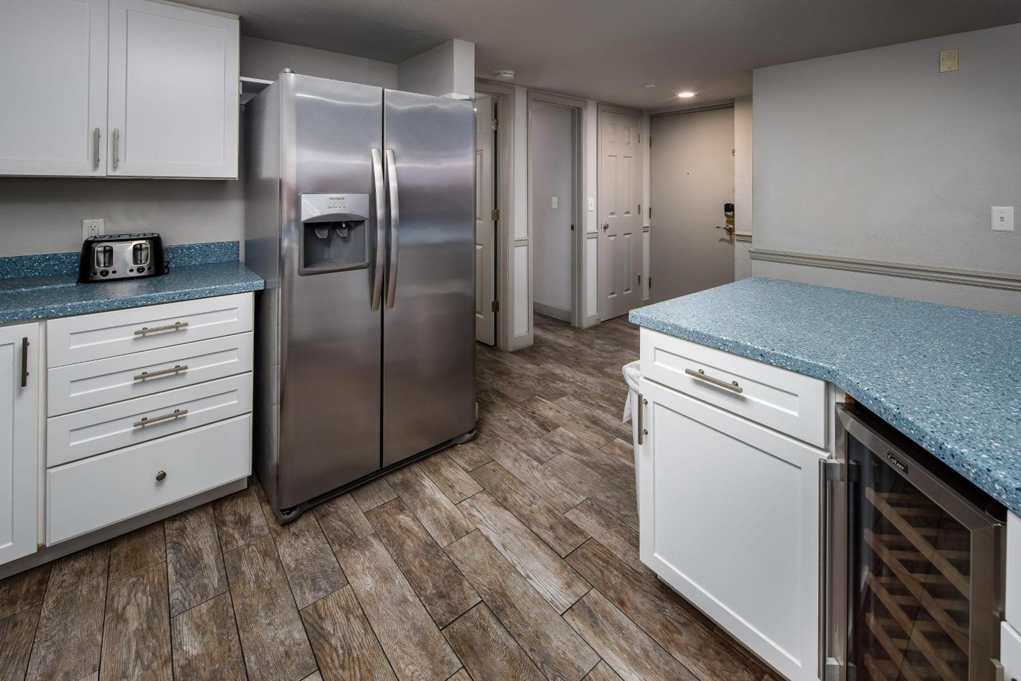 Nautilus 1101 - 3 Br/ 2 1/2 Ba Ground Floor On The - Free Service March To October Apartment *