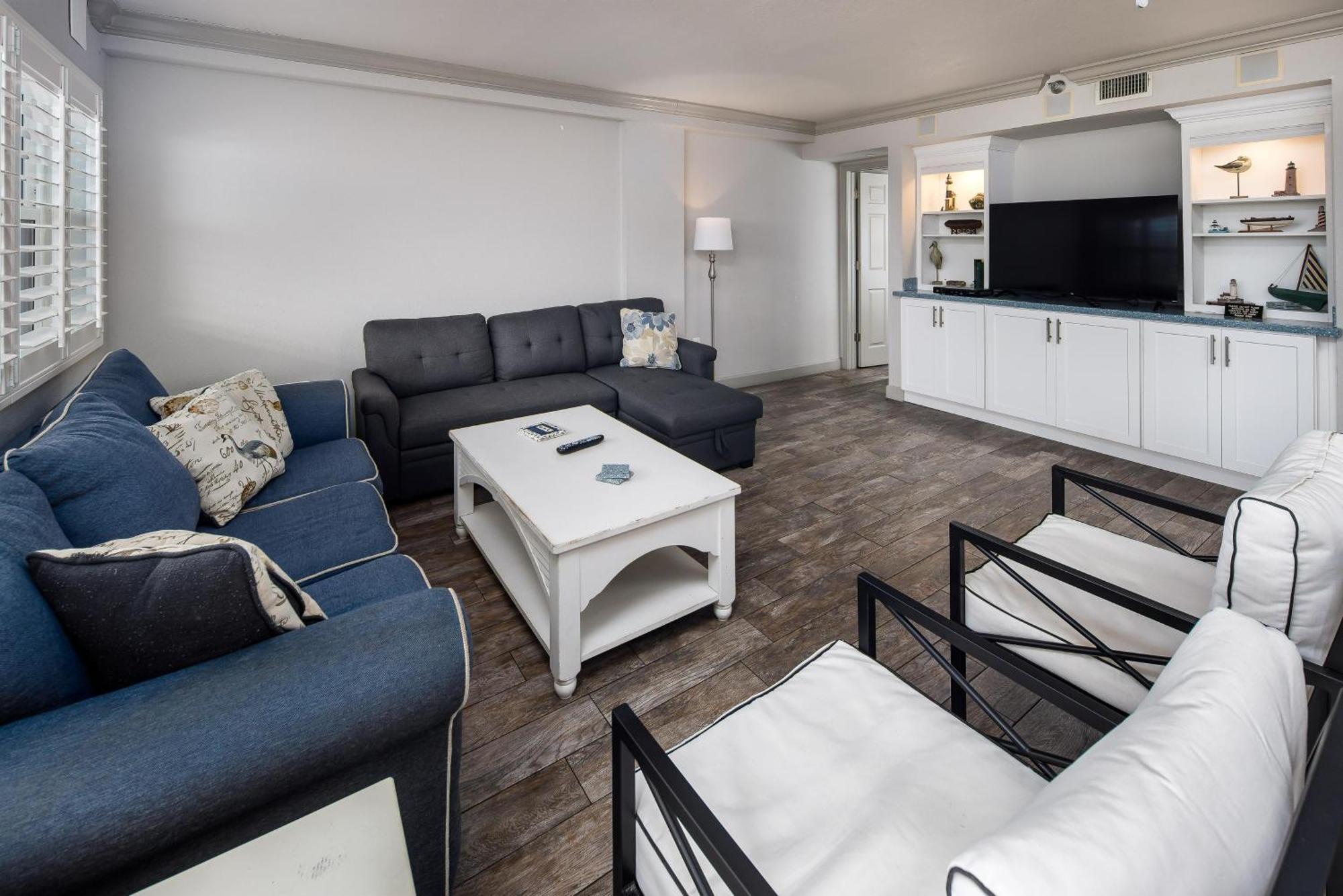Nautilus 1101 - 3 Br/ 2 1/2 Ba Ground Floor On The - Free Service March To October Apartment Fort Walton Beach