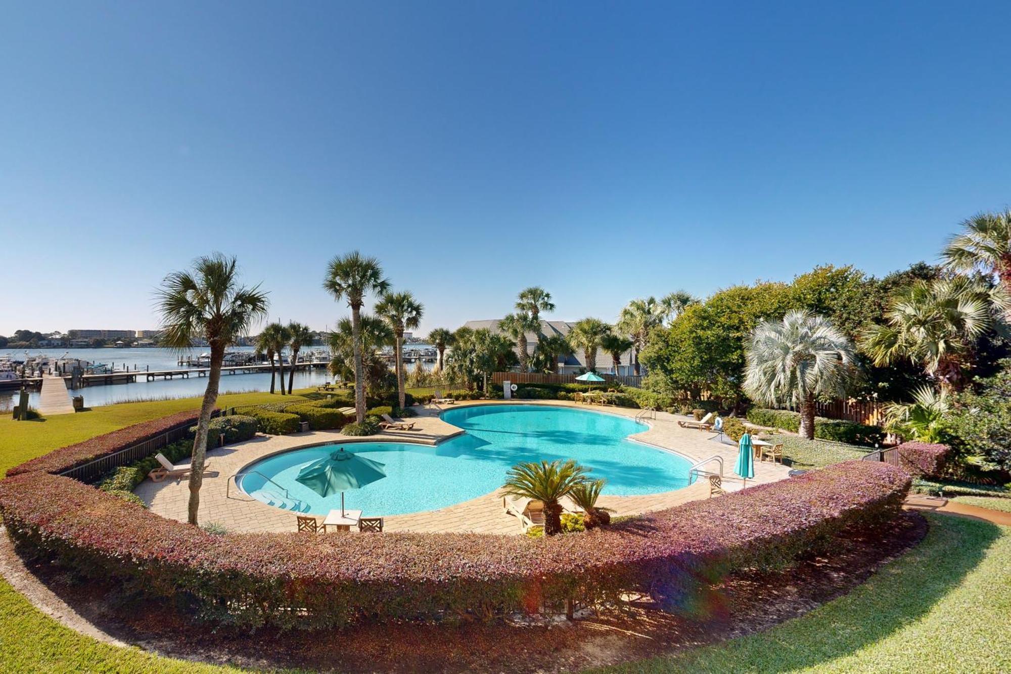 Hotel Pirates Bay A210 *