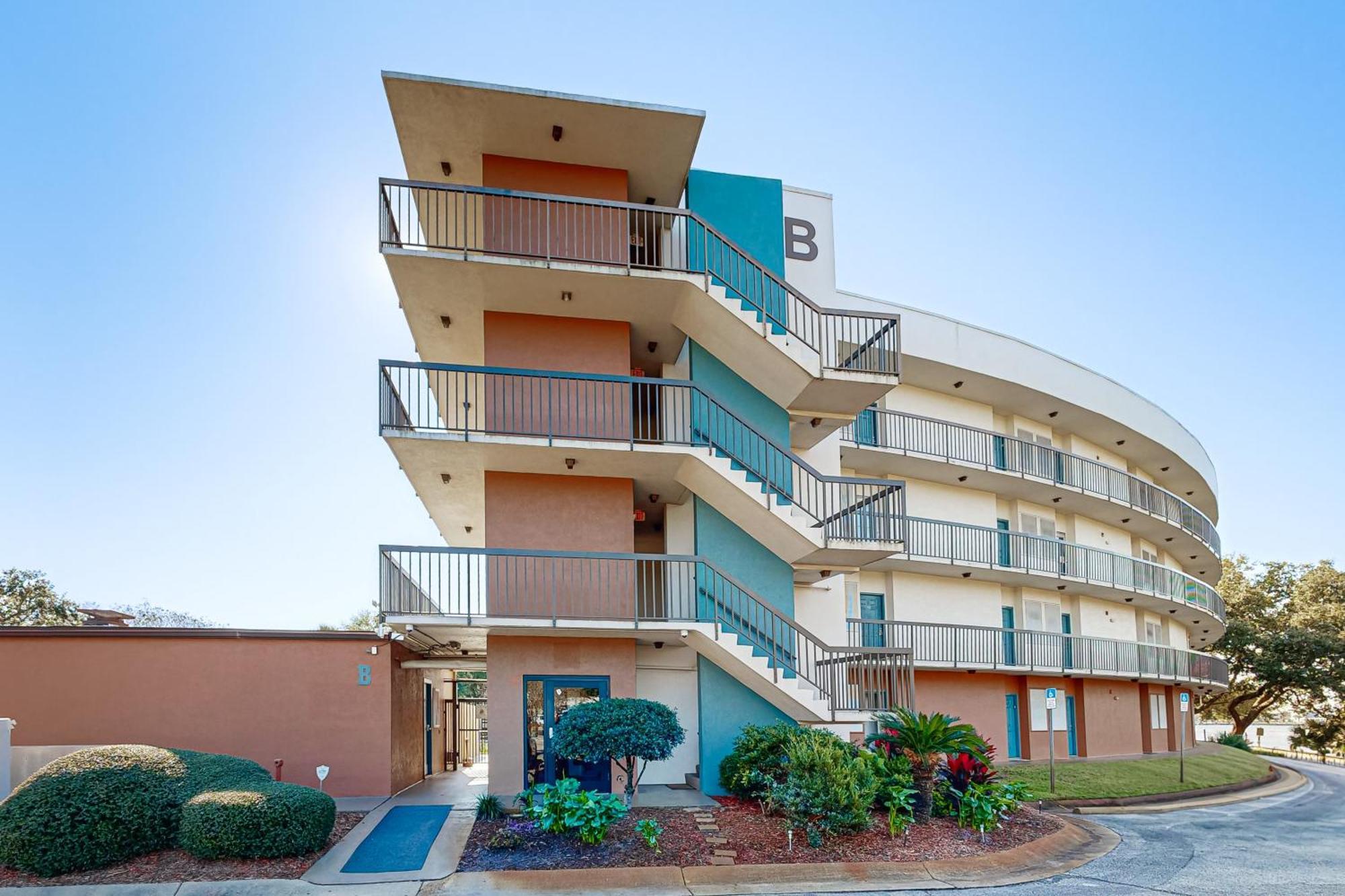 Apartment Pirates Bay Iii