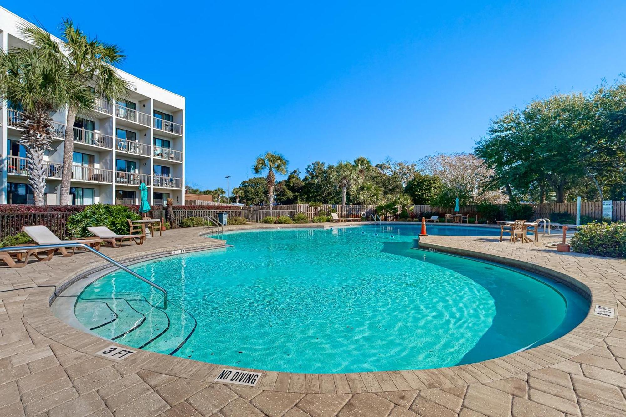 Pirates Bay Iii Apartment Fort Walton Beach