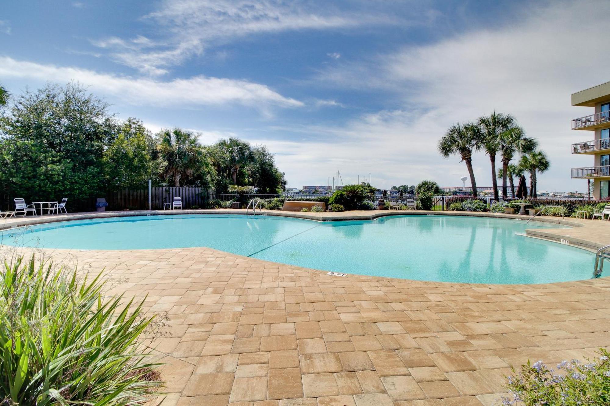 Pirates Bay A410 Hotel