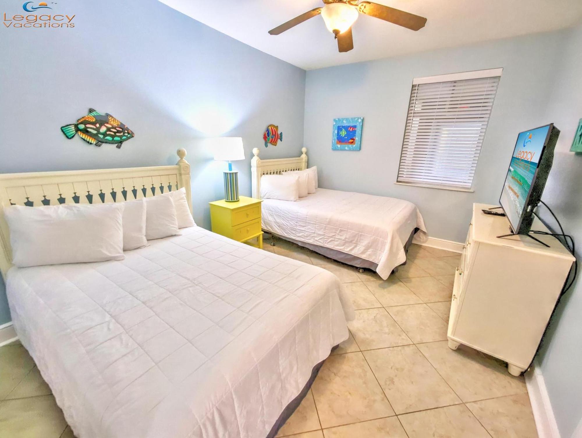Azure 418-glorious Gulf-front Views- Luxury 4 Bdrm Apartment *