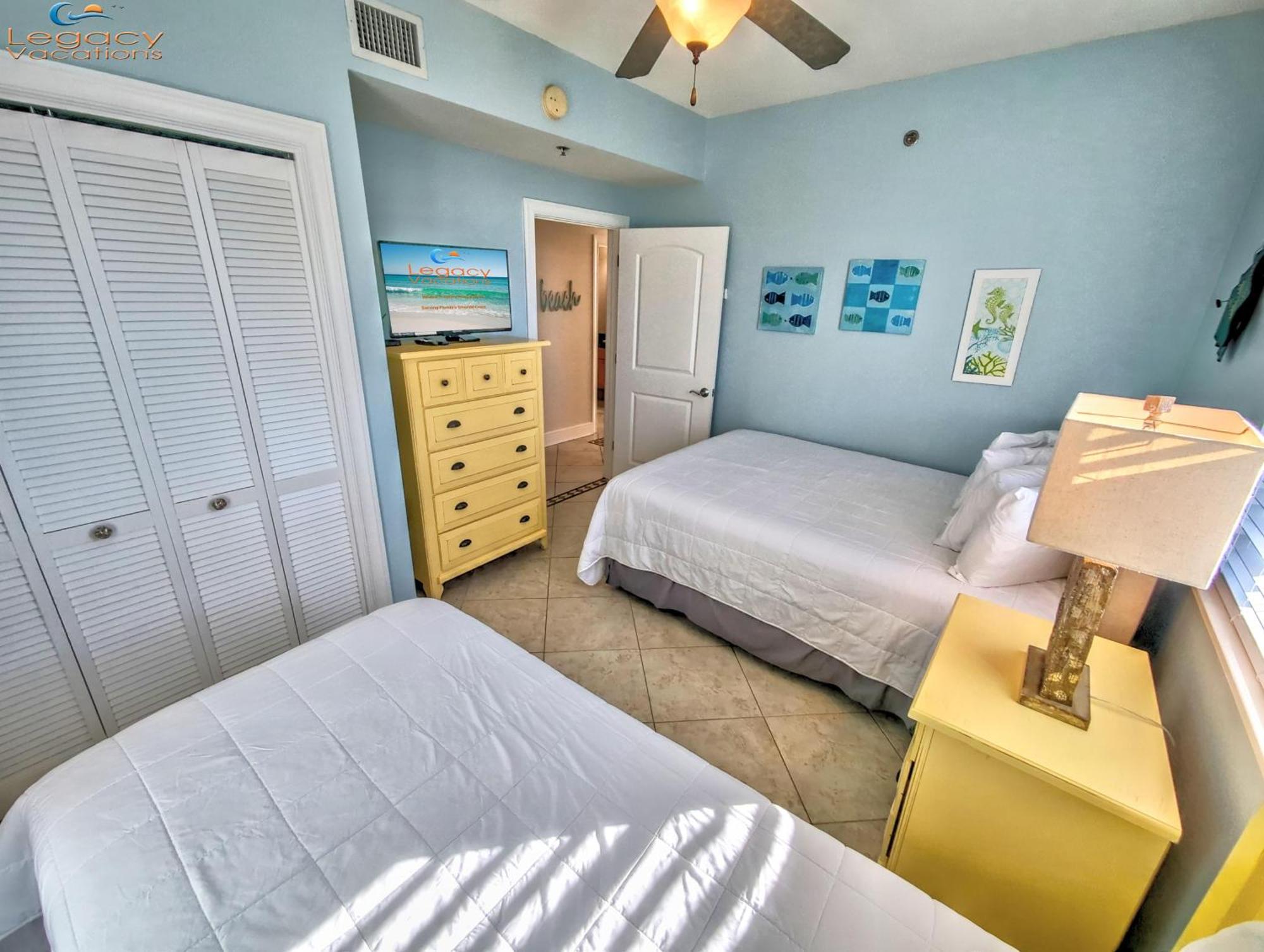 Apartment Azure 418-glorious Gulf-front Views- Luxury 4 Bdrm *