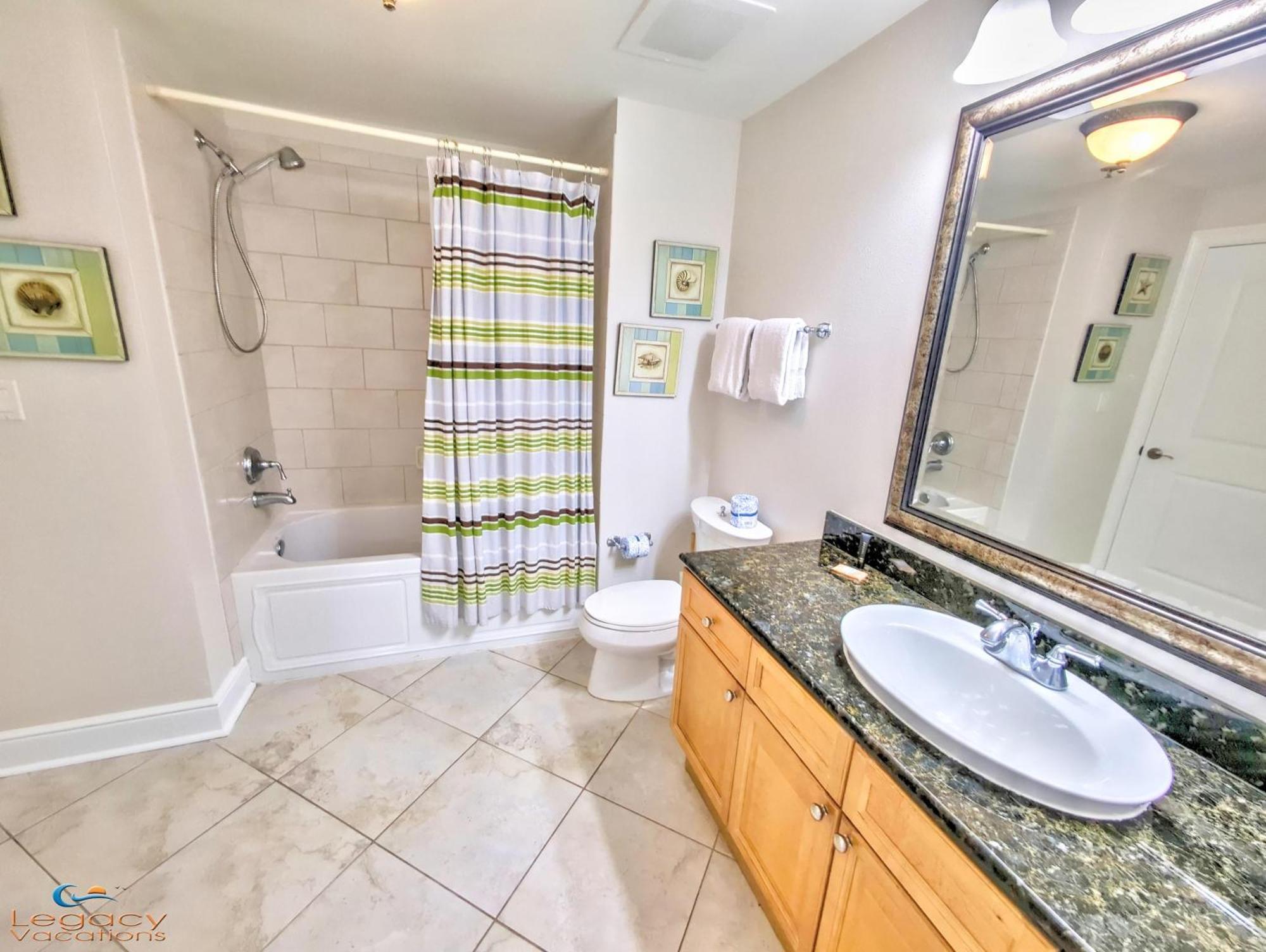 Apartment Azure 418-glorious Gulf-front Views- Luxury 4 Bdrm Fort Walton Beach
