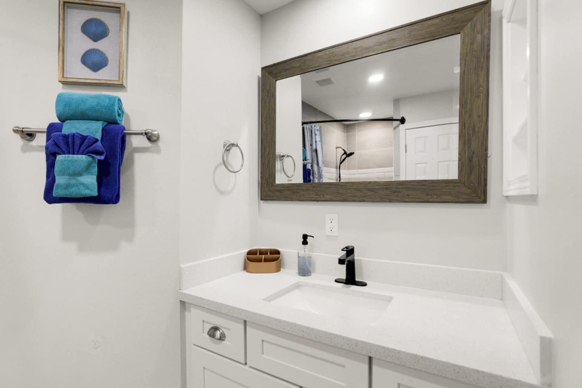 Ocean - 5 Bedroom Retreat With Pickleball, Arcade, Grill & Access! Holiday home Fort Walton Beach