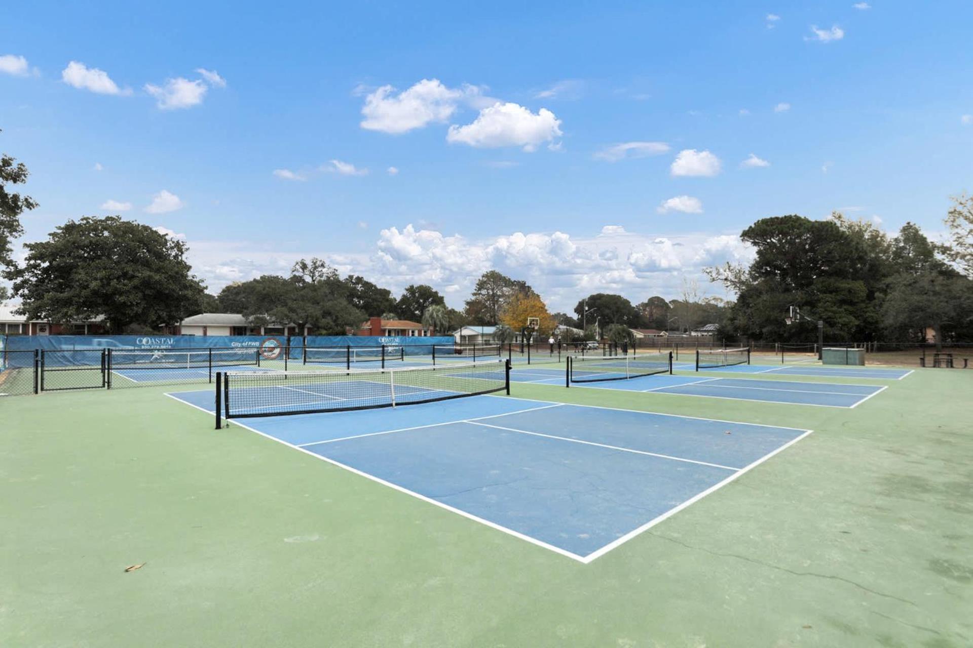 Ocean - 5 Bedroom Retreat With Pickleball, Arcade, Grill & Access! Fort Walton Beach