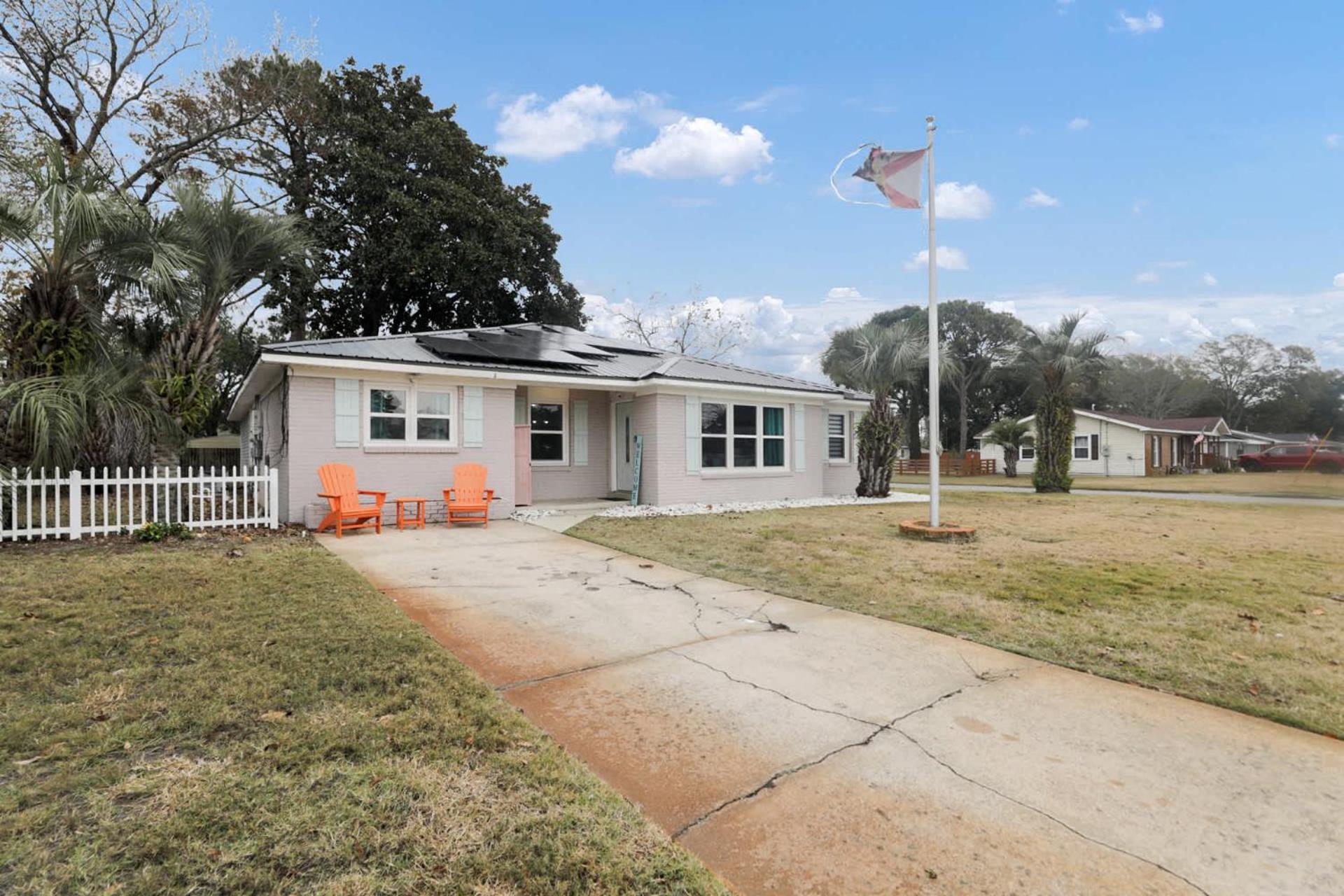 Ocean - 5 Bedroom Retreat With Pickleball, Arcade, Grill & Access! Holiday home
