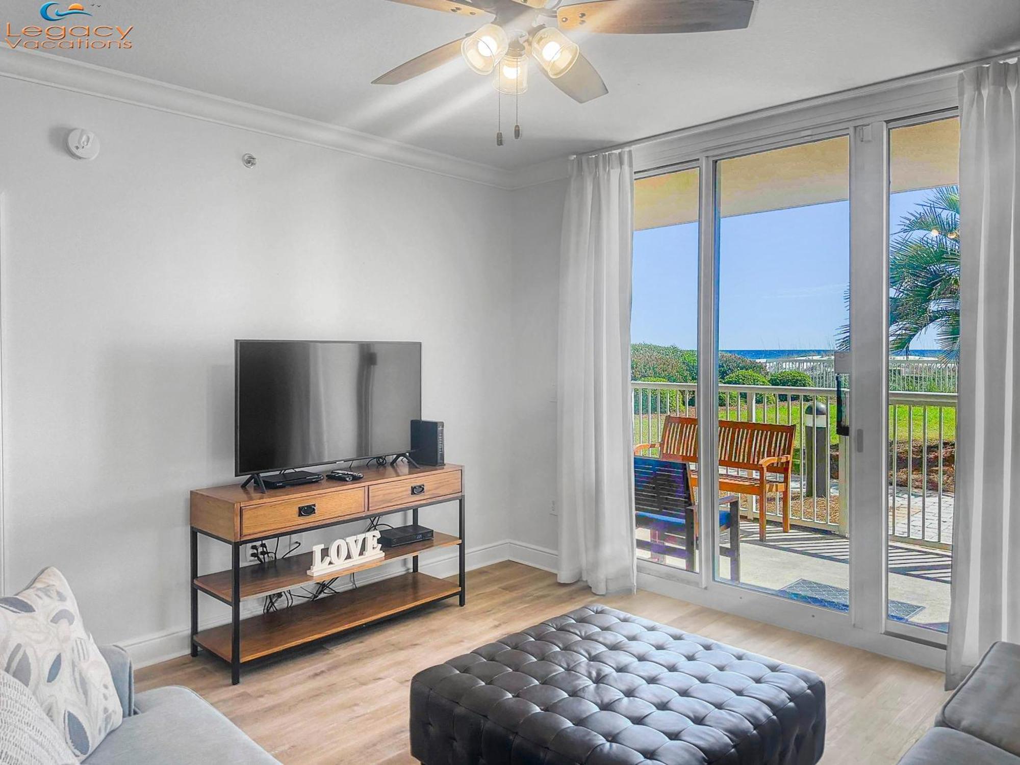 Apartment Az 102- 4bd Gulf Front Condo-3 Kings -1 Queen Bed!