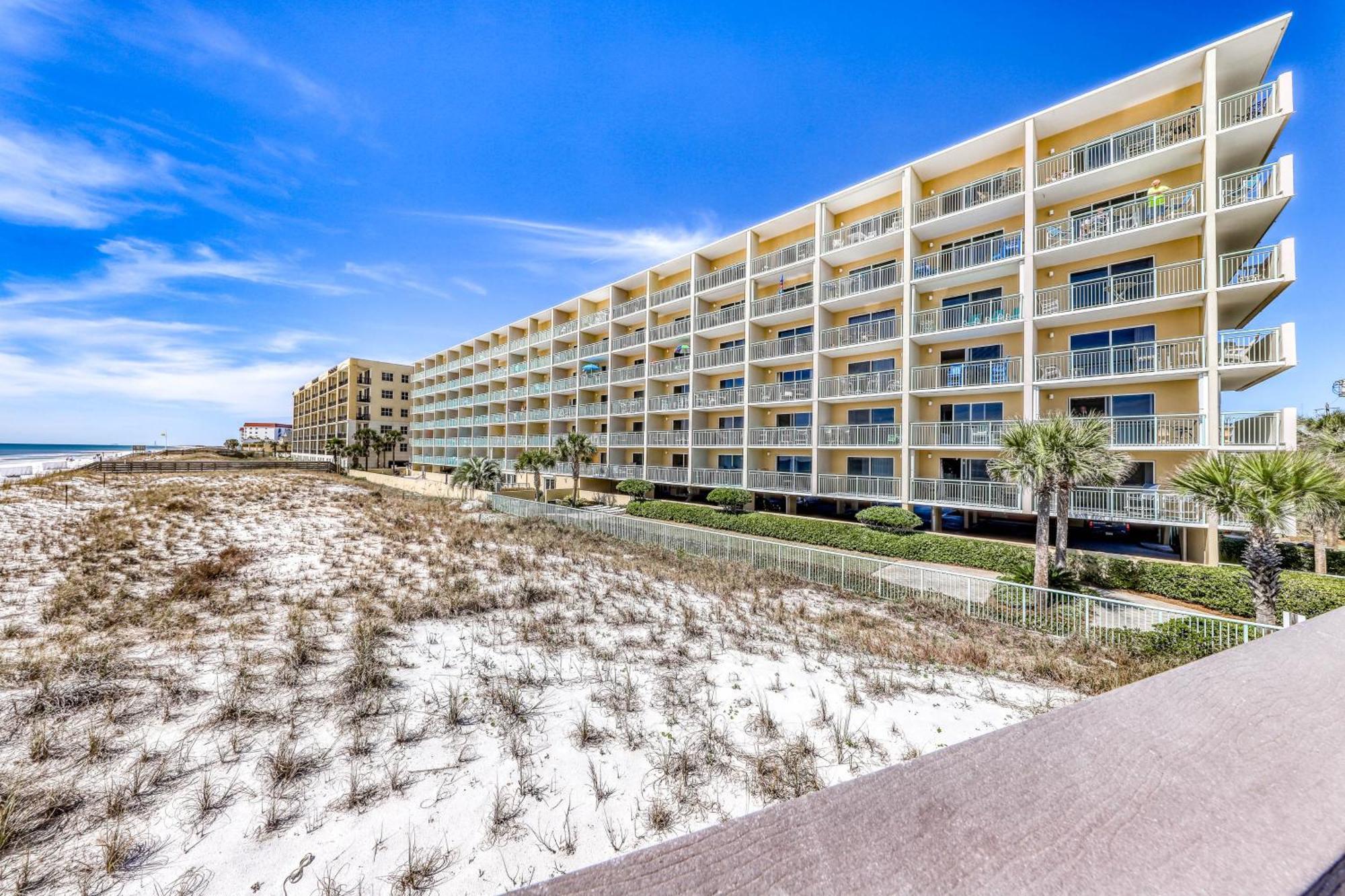 Apartment Pelican Isle 204 Gulf Clap