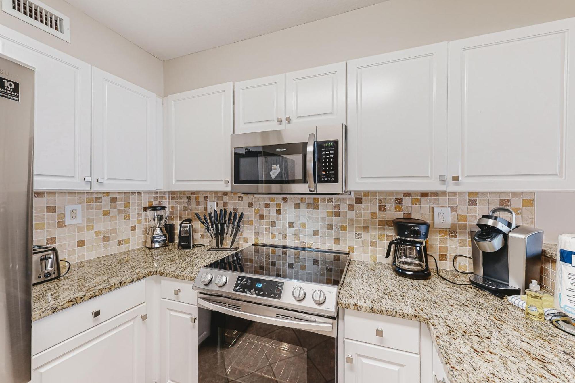 Pelican Isle 204 Gulf Clap Apartment