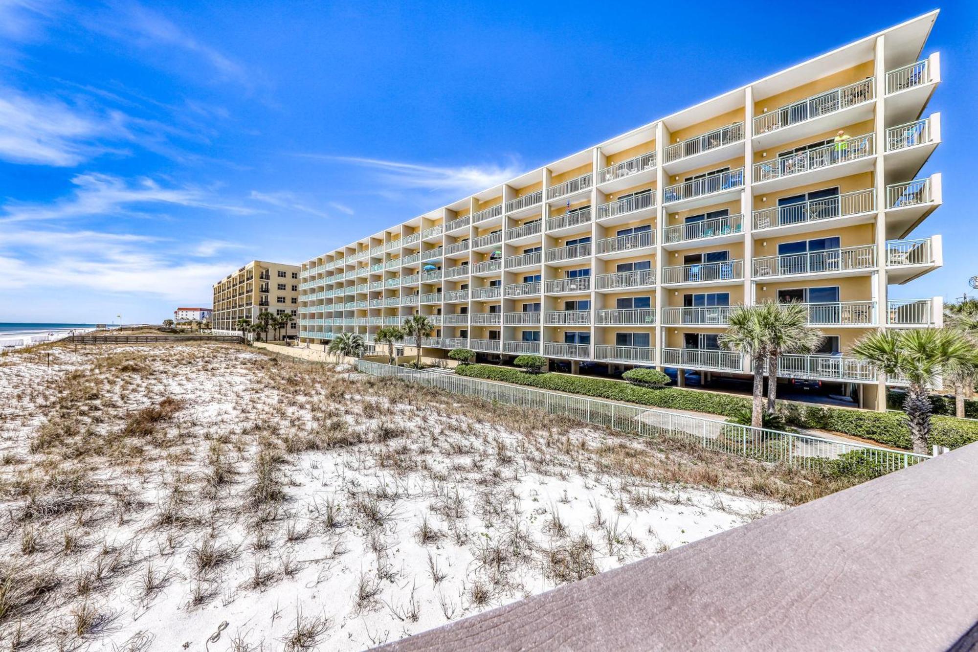 Apartment Pelican Isle 409