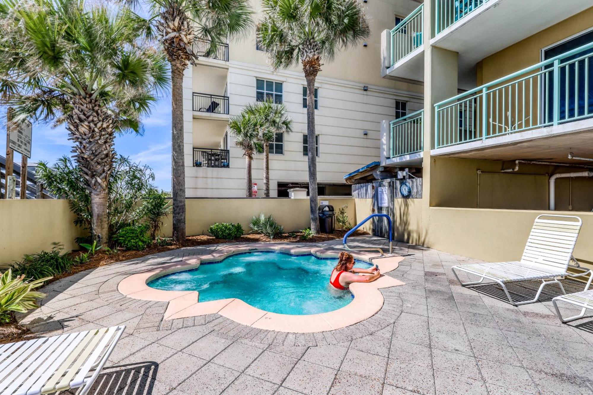 Pelican Isle 409 Apartment