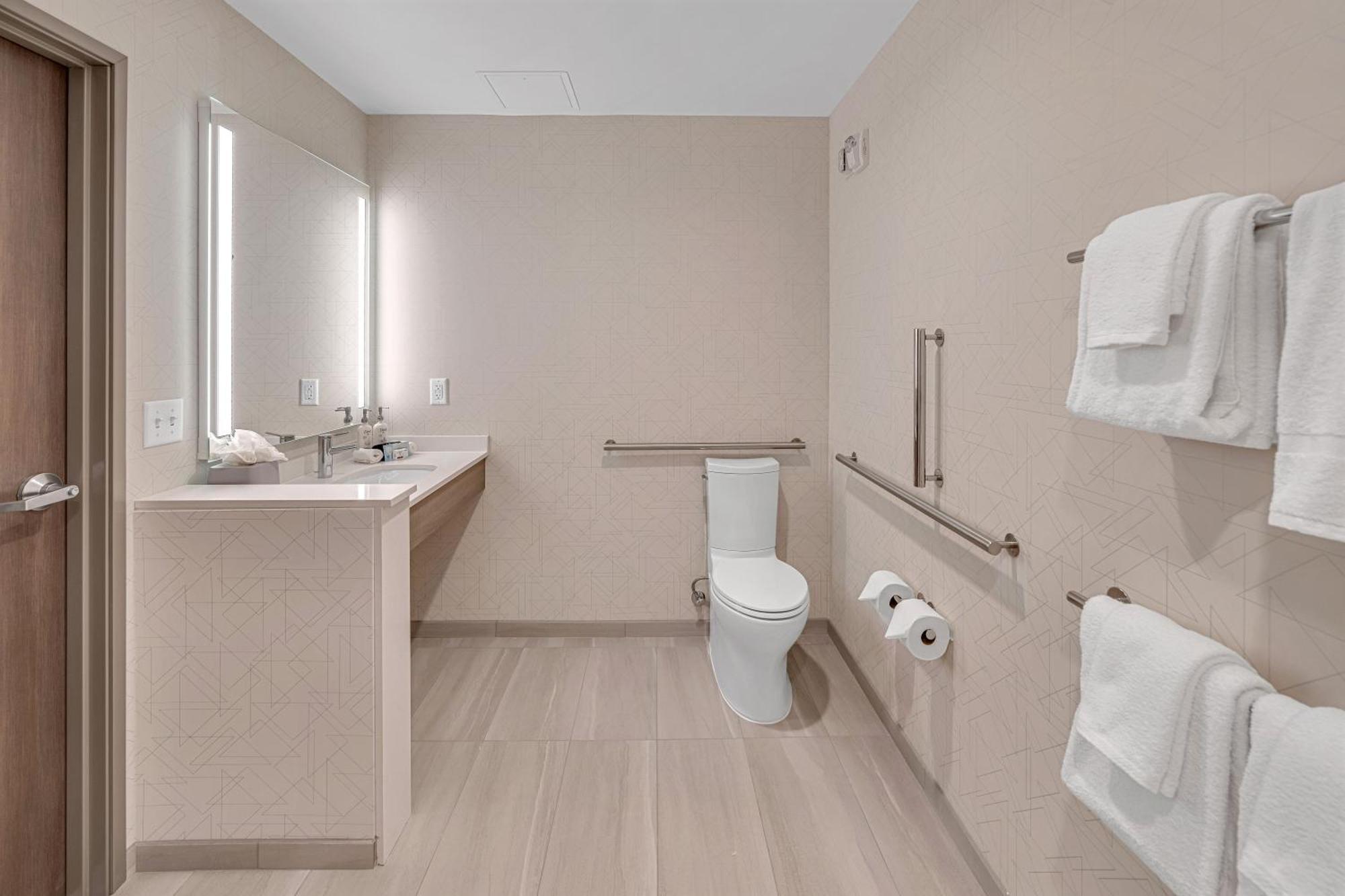 Hotel Express & Walton - Eglin Area By Ihg