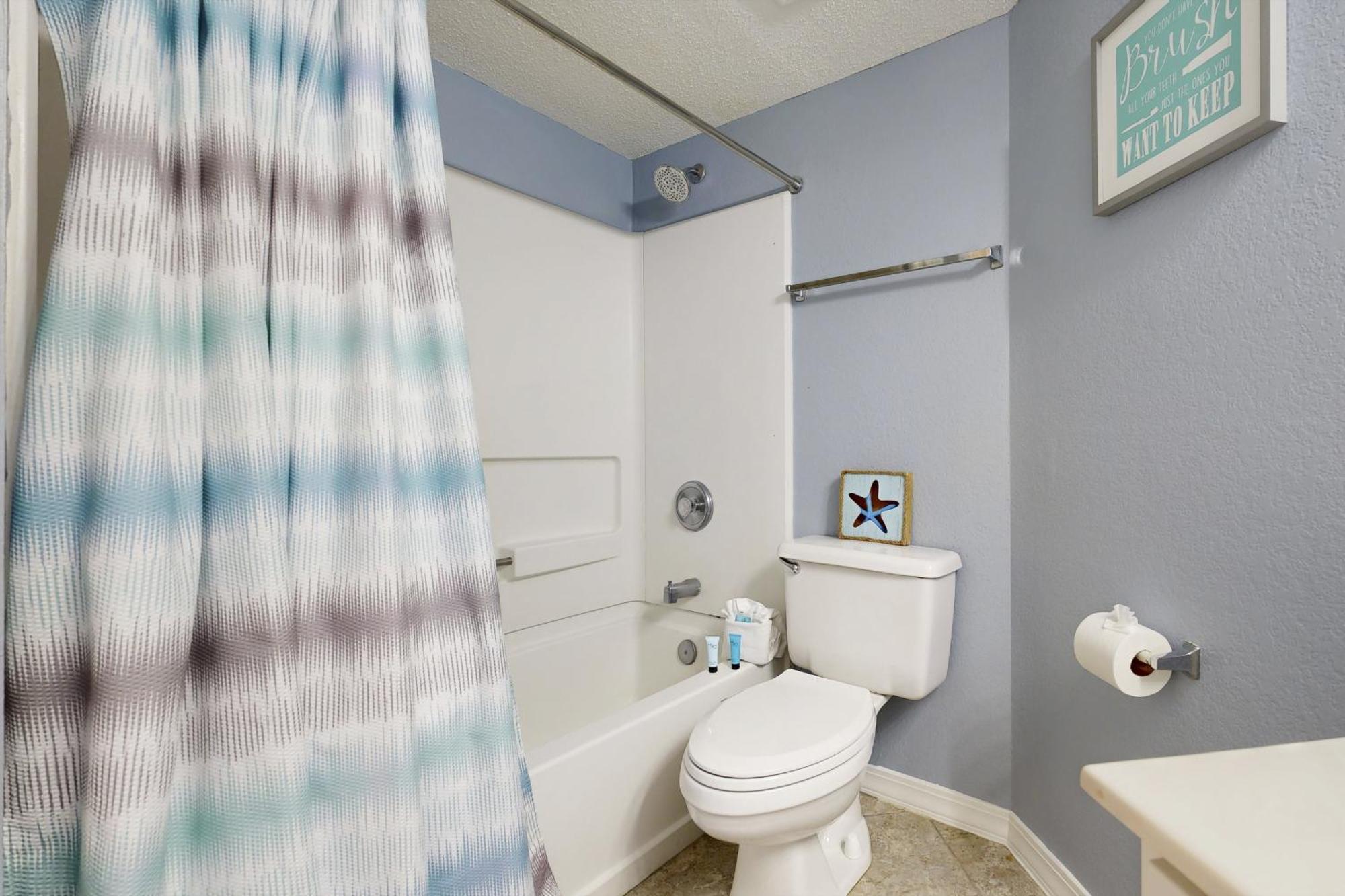 Islander E 3010 Apartment