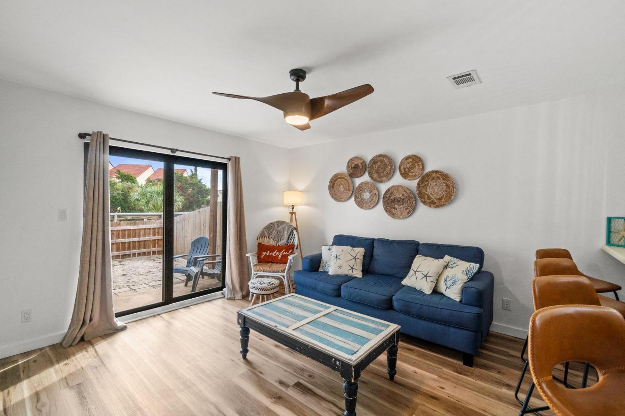 Bumble Townhome, Dog Friendly, Free Activities Included! * Fort Walton Beach