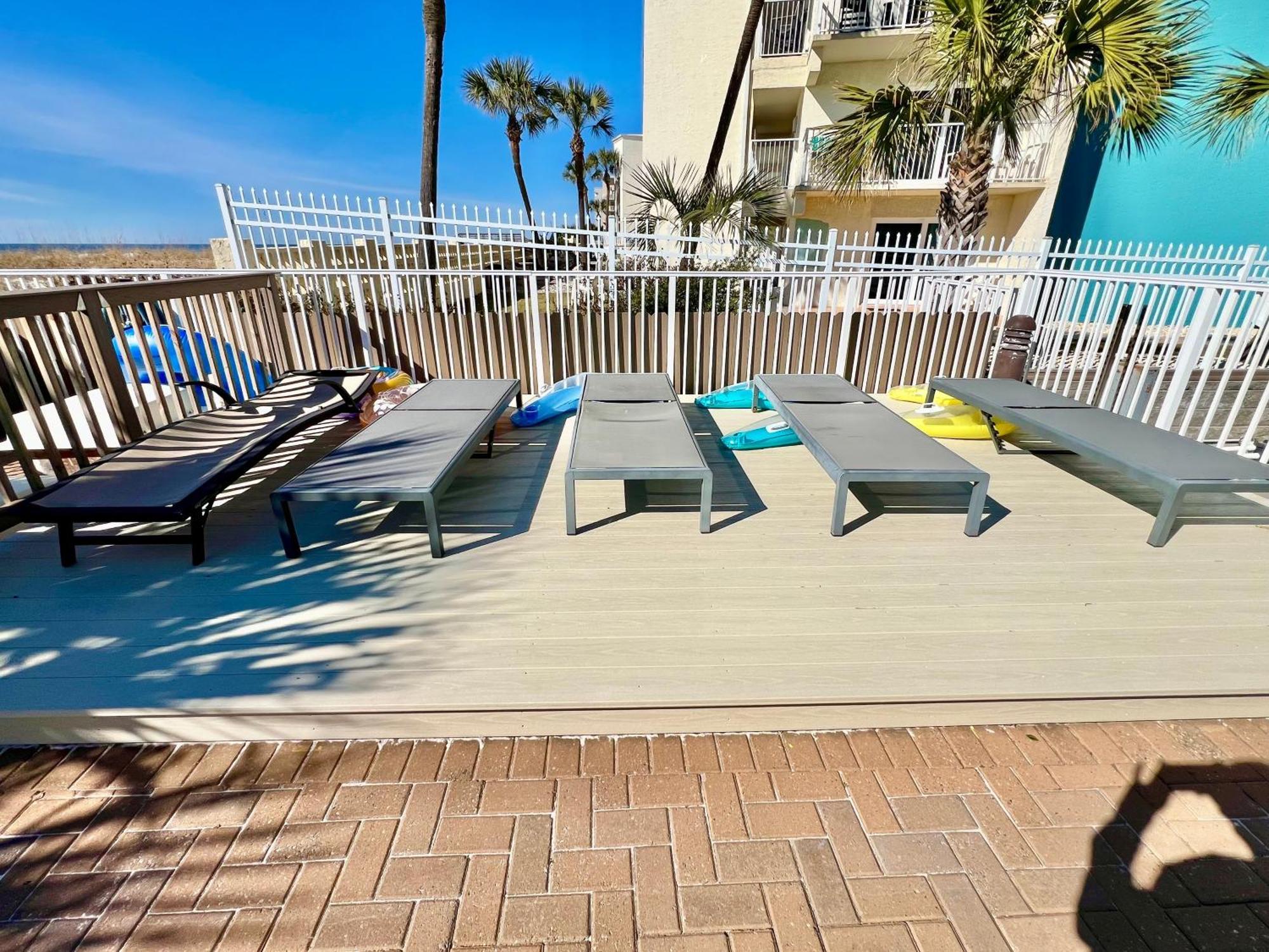 Holiday home Front Oasis 502, Free Activities Included!