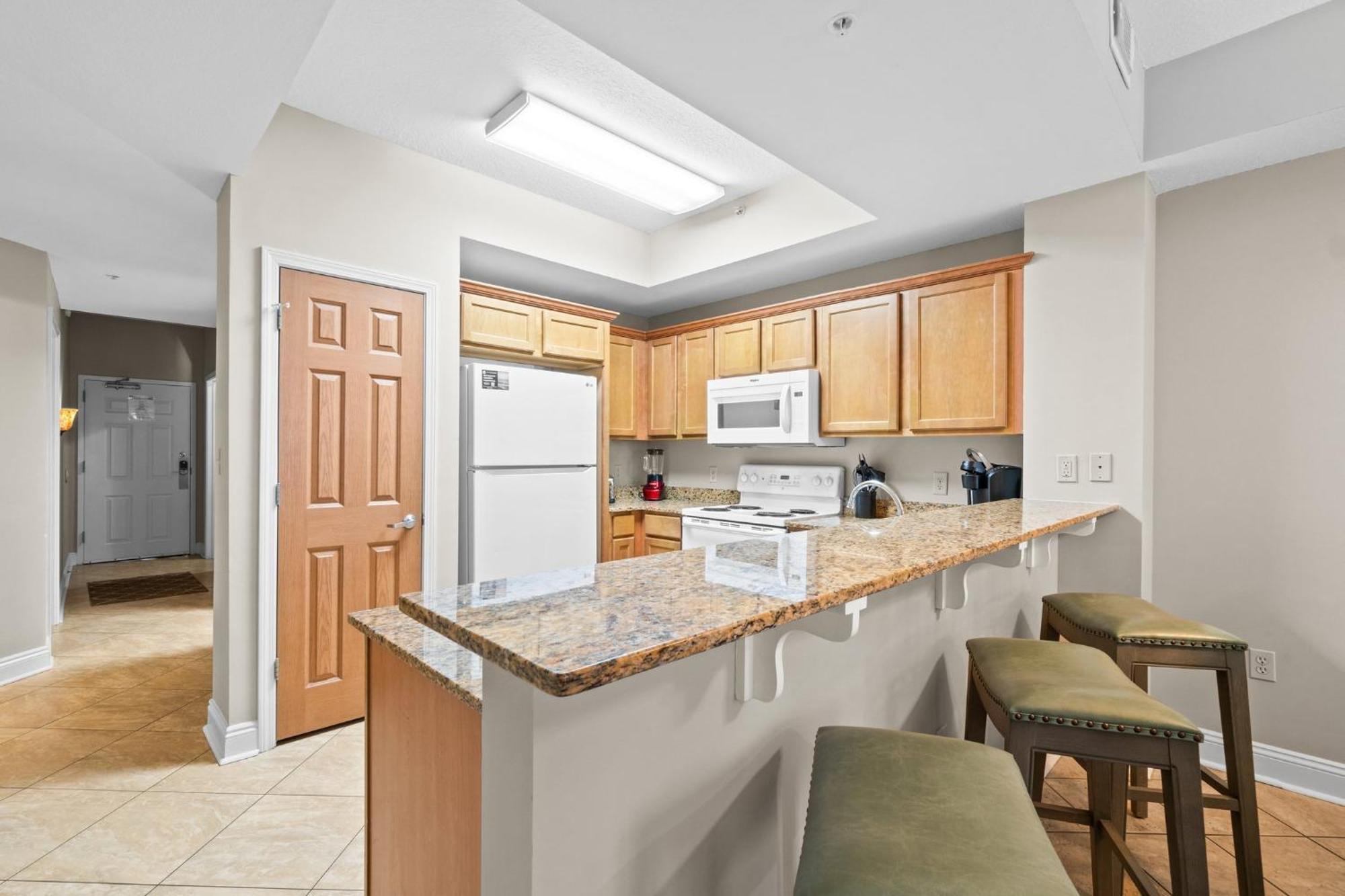 Front Oasis 502, Free Activities Included! *